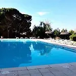 Grecs Hotel