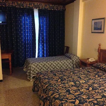 Grecs Hotel 2*