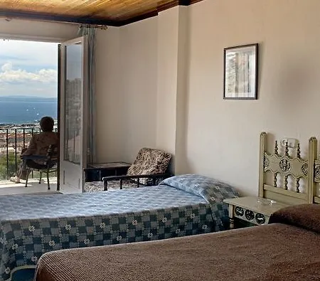 Hotel Grecs 2*