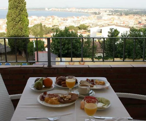 Hotel Grecs 2*